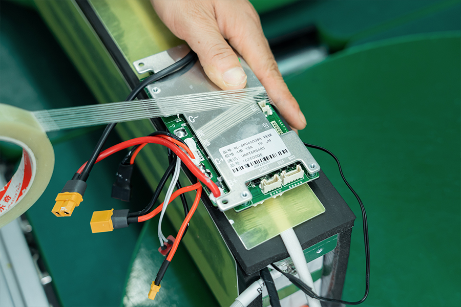 blueleph workers producing lithium batteries 07